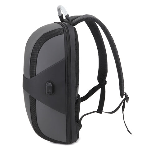 MOCHILA SEMIRIGIDA "MAYER" PIERRE DELONE